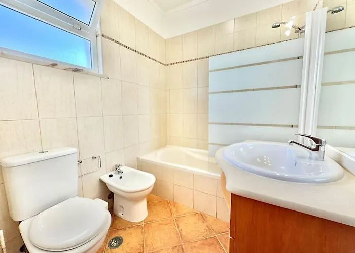 Direct Access With Sea View, Ac & Wifi *