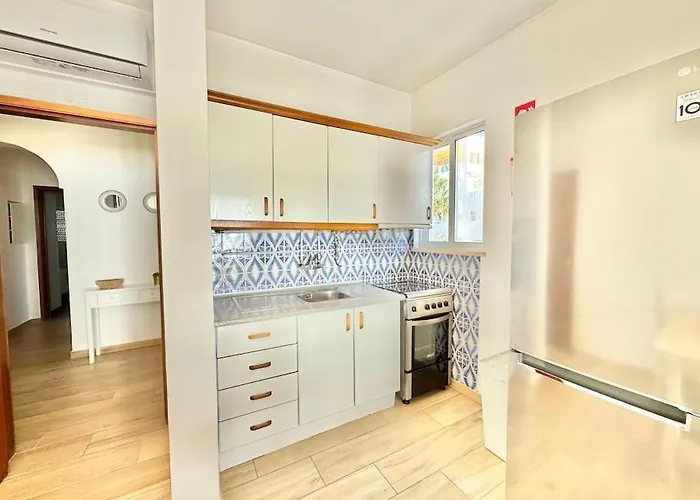 Apartament Direct Access With Sea View, Ac & Wifi Quarteira