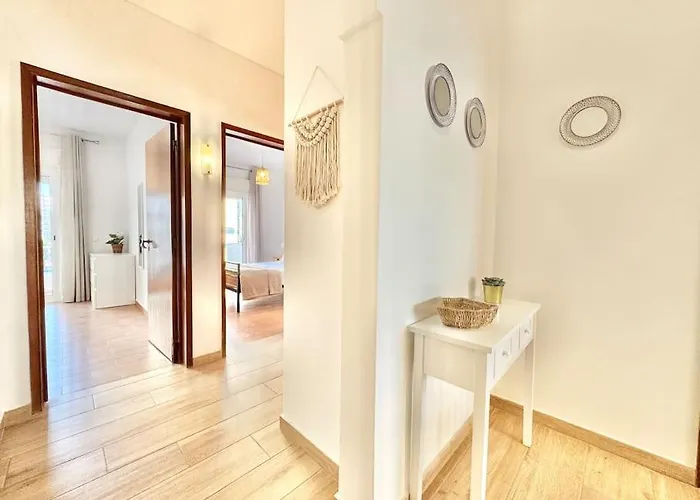 Direct Access With Sea View, Ac & Wifi * Quarteira