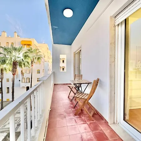 Direct Access With Sea View, Ac & Wifi Apartment Quarteira