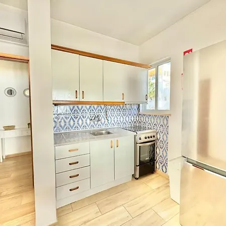 Apartment Direct Access With Sea View, Ac & Wifi Quarteira