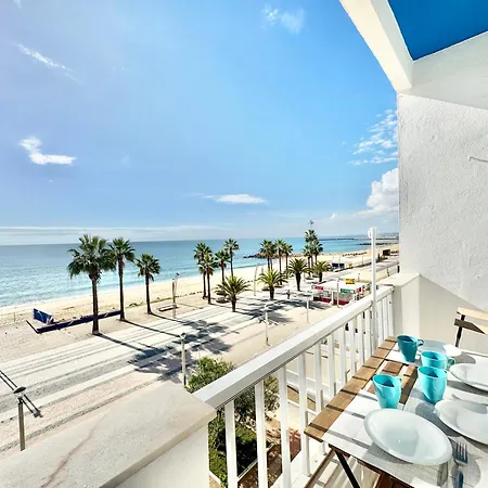 アパート Direct Access With Sea View, Ac & Wifi